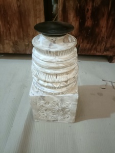 Portavelas de Madera Dorada Antigua Tallada a Mano de Tamaño Mediano con Base de Metal para Decoración del Hogar, Navidad, Personalizado - Product Image 5