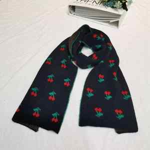 Écharpe tricotée unisexe athlétique - Cache-cou coupe-vent pour sports d'hiver - Écharpe douce côtelée au crochet personnalisable - Product Image 4