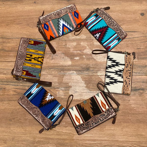 Monedero hecho a mano con manta multisillín con cuero mecanizado estilo occidental bolso de mano de cuero genuino Cartera de lujo regalo para ella - Product Image 4