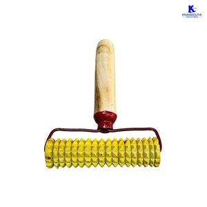 Rodillo de Acupresión K-Star K242 con Mango de Madera, Masajeador de Reflexología Económico para Alivio del Dolor, Reducción del Estrés y Circulación Sanguínea - Product Image 2