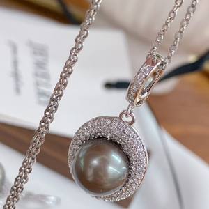 Collier pendentif en perle noire de Tahiti de style rétro Nouveaux accessoires de mode et cadeaux en gros - Product Image 3