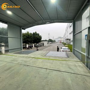 แท่นปรับระดับไฮดรอลิก Naltako 10 ตัน ขนาด 2500x2000 มม. พร้อมลิปยาว 700 มม. และยกสูงได้สูงสุด 2000 มม. สำหรับรถพ่วงขนาดใหญ่ - Product Image 4