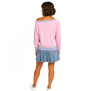 Sweat-shirt côtelé Lurex Jack and Jill rose pour femme, haut décontracté élégant en molleton bouclette à épaules dénudées avec bordure côtelée - Product Image 2