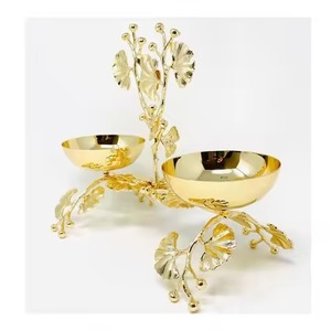Plat de service le plus populaire, double, plaqué or, rond, avec support sur pied haut en forme de branche de Ginkgo Biloba, pour sauces et apéritifs de fête - Product Image 1