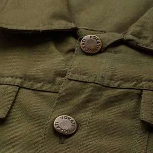 Veste en jean pour homme tendance, vente chaude, logo personnalisé sur le devant, couleurs personnalisées de haute qualité, épaisseur standard, manteaux d'hiver - Product Image 6