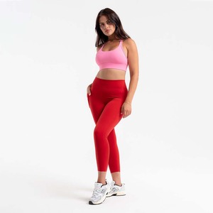 ชุดเซ็ต 2 ชิ้น สีแดงสดแบบกำหนดเองสำหรับผู้หญิง ขายดี ชุดเลกกิ้งมีกระเป๋า Ascend เนื้อผ้านุ่ม ยืดหยุ่น กระชับรูปร่าง เอวสูง - Product Image 1