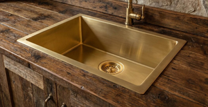 Grifo de cocina OEM hecho a mano, moderno, de latón dorado cepillado 304/201, de doble orificio, rectangular, para fregadero comercial de doble cubeta - Product Image 3