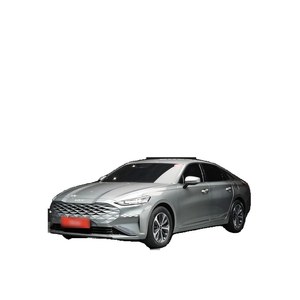 Kia K8 Noblesse 2023 con Volante a la Izquierda, Caja de Cambios Automática, Estándar de Emisiones Euro V, Asientos de Cuero - 52,975 km - Product Image 1