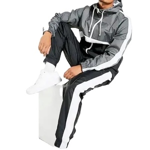 OEM Wholesale Custom Hot Selling Streetwear Windbreaker Tracksuit Set Nylon Winter Tracksuits for Men 2026 - Product Image 3
