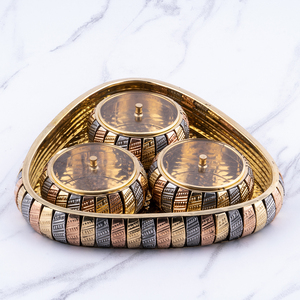 Ensemble de bols de service en laiton, plateau triangulaire, bols ronds, plat à nourriture et à collations en métal poli pour les fêtes et la cuisine - Product Image 2