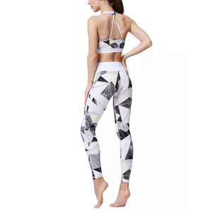 Conjunto de Yoga Personalizado para Mujer, Ecológico, Sólido, Leggings y Sujetador Sin Costuras, 2 Piezas, Talla Grande, Cintura Elástica - Product Image 2