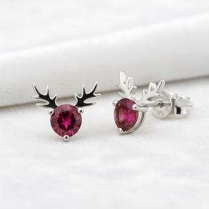 Pendientes de Reno con Cristales Rosados, Plata de Ley 925, Chapados en Oro de 14K, Joyería Navideña Linda, Regalo - Product Image 3