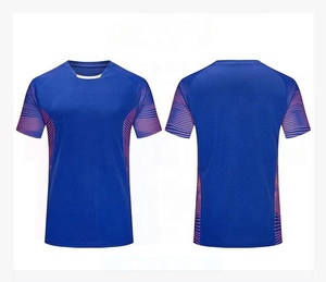 เสื้อเจอร์ซีย์2025แบบแห้งเร็วสำหรับทั้งชายและหญิงเสื้อฟุตบอลแบบลายทางที่กำหนดเอง - Product Image 1