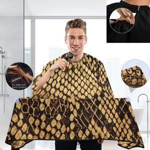 Cape de Barbier Personnalisée en Gros avec Logo, Imperméable en Polyester, Cape de Salon de Coiffure avec Crochet en Silicone, Cape de Salon de Beauté Noire Imprimée - Product Image 1