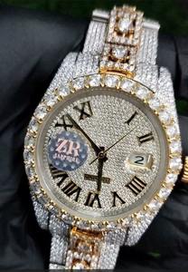 Reloj de lujo automático con diamantes y cristal de zafiro para hombre, diseño único, para uso formal, disponible para la venta. - Product Image 5