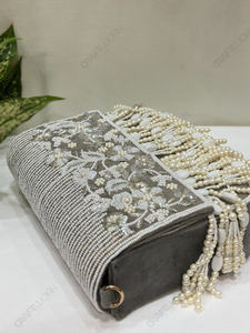 Bolso de mano indio con solapa y detalles de cadena, diseño botánico, accesorio formal de noche para mujer - Product Image 4