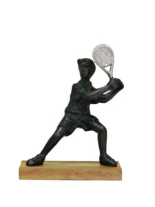 Sculpture artisanale en aluminium de joueur de tennis sur socle en bois |   Statue d'action sportive moderne pour la décoration de la maison et du bureau - Product Image 5
