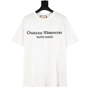 T-shirts unisexes de luxe à imprimé floral tendance, de qualité supérieure et à prix raisonnable, en promotion. - Product Image 3