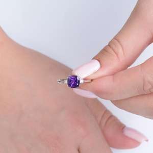 Anillo de Compromiso de Amatista, Anillo de Boda con Gema Púrpura de Corte Cojín Delicado, Joyería de Amatista Piedra de Nacimiento - Product Image 6
