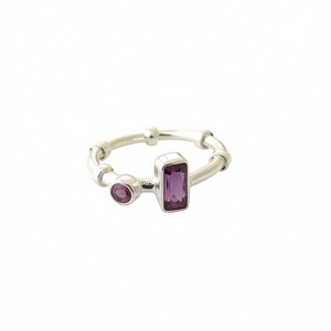 Dainty Elegant Design Gemstone <b>Ring</b> with 3.1 Grams <b>Garnet</b> - Product Image 2