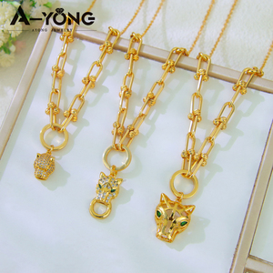 Set di Gioielli di Alta Qualità con Testa di Leopardo Placcata in Oro 21k, Design a U con Zirconia, Set di 2 Pezzi all'Ingrosso - Product Image 5
