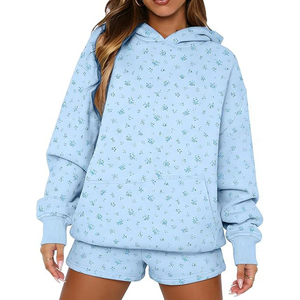 Conjunto de Sudadera con Capucha y Pantalones Cortos con Estampado Floral Personalizado para Mujer, Corte Regular Informal, 2 Piezas, Tejido de Rizo Ecológico y Transpirable, para Primavera - Product Image 1