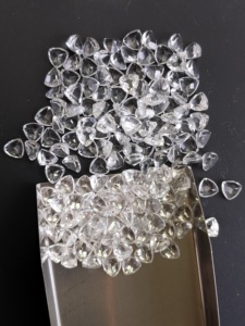 Topacio Blanco Natural de 5.5MM con Corte Trillón, Gema Suelta de la Mejor Calidad para la Fabricación de Joyas - Product Image 2
