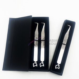 RMI Stainless Steel <b>Silver</b> Eyelash Extension Tweezers Set Bottom Design And 1pcs /2pcs Tweezer Card Box Packaging Set - Product Image 4