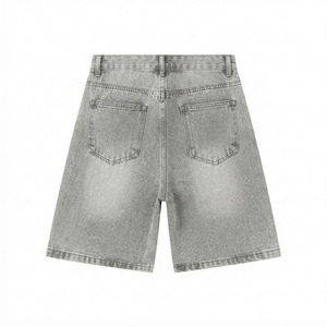 Shorts Bermuda en jean gris délavé taille haute personnalisés pour femme, shorts longs décontractés pour l'été, style streetwear, vente en gros - Product Image 2