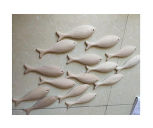 Modèle de poisson en bois non peint, figurine de poisson en bois naturel, artisanat de peinture DIY, décoration de maison de style côtier - Product Image 1