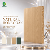 Panneau OSB mélaminé en chêne miel naturel Jinbase 18 mm, 1220x2440 mm, E0, panneau de fibres orientées, pour armoire, meubles, placard, CARB P2