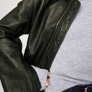 Hot Sale Cropped Motorbike Women's Leather Jacket in High Quality Genuine Sheep Leather Cropped Jacket for Women - Product Image 4