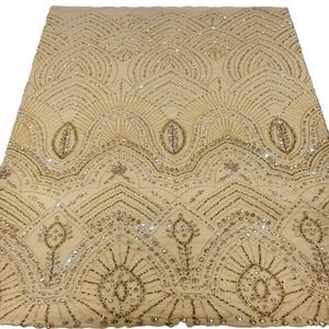 Nuevo Estilo de Encaje Francés Blanco 3D con Patrón Floral, Tela de Tul para Novia Hecha a Mano, con Pedrería, 5 Yardas, de Lujo - Product Image 3