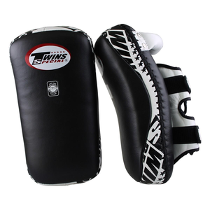 Bouclier de frappe professionnel personnalisé pour jumeaux, en cuir de haute qualité, écologique, pour le Muay Thai, le MMA et la boxe - Product Image 5