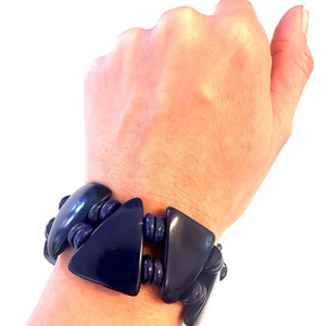 New Arrival Black and White Resin Bangles With Floral Patterns Resin Jewelry Bangles Stylish Resin Bangles in Wholesale Price - Product Image 1