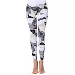 Ensemble de yoga élégant pour femmes, soutien-gorge de sport et leggings taille haute, parfait pour la salle de sport et le fitness, ensemble de vêtements de sport haut de gamme pour femmes - Product Image 5