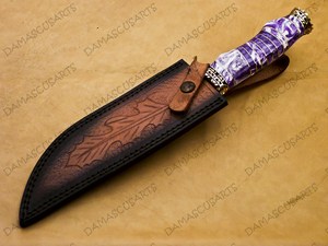 Outil de coupe utilitaire extérieur en acier Damas fait main OEM avec manche en bois naturel et résine noire, étui en cuir véritable - Product Image 4
