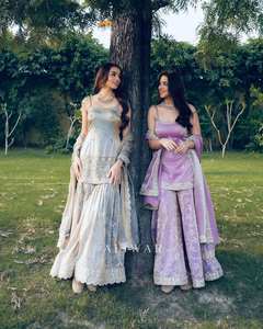 Traje Tradicional Étnico de Diseñador, Sharara Gharara Listo para Usar, Tela Georgette, Bordado Indio, Corte Ajustado, Invierno/Verano - Product Image 4