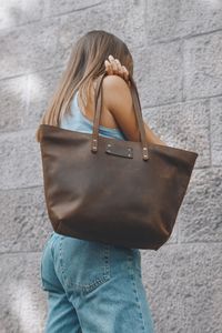 Sac à bandoulière en cuir de style rétro, sac à main durable de grande capacité pour les voyages - Product Image 2