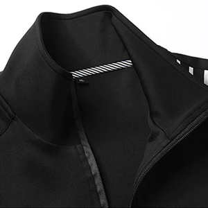 Survêtements personnalisés avec logo pour hommes, ensembles de survêtements de sport, vêtements de sport pour la salle de sport, ensembles de survêtements d'entraînement, ensembles de jogging, ensemble deux pièces avec sweat à capuche et pantalon - Product Image 4