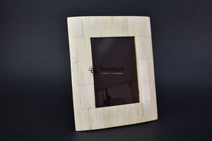 Marco de Fotos Creativo con Incrustaciones de Hueso, Hecho a Mano, Acabado Brillante, Regalo de Lujo por Tradebyd - Product Image 3