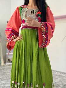 Vestido Afgano Vintage para Mujer, Vestido Maxi Bohemio Étnico Bordado Tradicional, Ropa Cultural Hecha a Mano Personalizada al por Mayor - Product Image 3