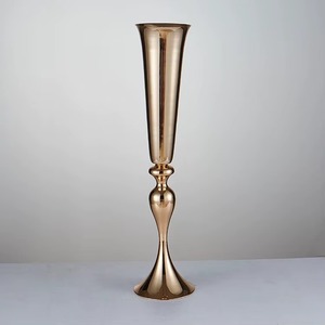 Jarrón de Suelo de Latón Moderno Personalizable Más Vendido, Jarrón de Metal de Alta Calidad para Decoración de Bodas - Product Image 2
