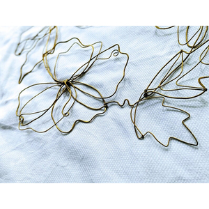 Delicate Gold Wire Floral <b>Wreath</b> Featuring Minimalist Sculpted Blossoms, Elegant, Lightweight Accent Piece For Modern Spaces - Product Image 4