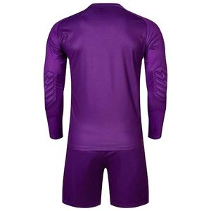 Uniforme Deportivo de Fútbol para Hombre de Alta Calidad y Transpirable, Personalizable con Logotipo Frontal por Sublimación Digital - Product Image 3