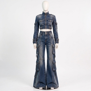 Conjunto de Dos Piezas de Mezclilla Azul para Mujer, Chaqueta Corta Estilo Cargo, Jeans Anchos con Corte Acampanado, Ropa de Moda Personalizada al por Mayor - Product Image 3