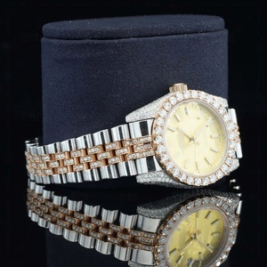 Montre en moissanite bicolore avec cadran jaune, index en moissanite et boîtier en acier inoxydable - Product Image 5