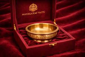 ชุดเกลือหิมาลัยมาหะลักษมีนาสตู ผสมพลังงานจิตวิญญาณ พร้อมชามทองเหลือง ช้อนทองเหลือง เป็นมิตรกับสิ่งแวดล้อม ทนทาน น้ำหนักเบา บรรจุในกล่องของขวัญสไตล์โอเรียนทัล - Product Image 4
