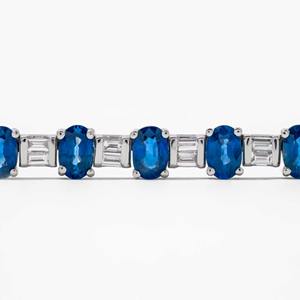 Impresionante Collar de Tenis de Oro Blanco de 14K con Zafiro Ovalado de 34.43ct Cultivado en Laboratorio, Diamante VVS de Corte Radiante, Certificado IGI, de Alta Gama y Fino - Product Image 3