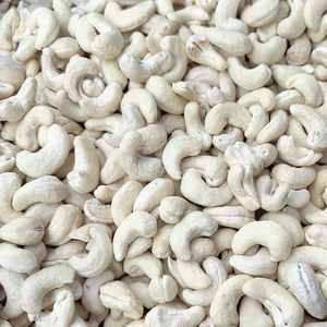 Oferta Especial: Nueces de Anacardo W320, WW180, WW240, WW320, LP, WS, Nueces de Anacardo Crudas, Disponible Empaque de Marca Privada - Product Image 1